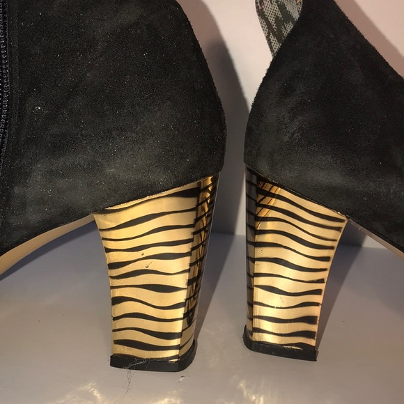 Beautiful Gomez Rivas Bootie - Picture 4 of 8